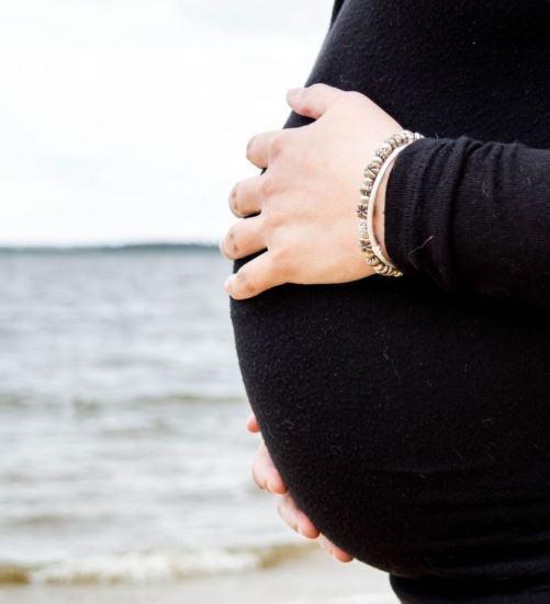 bandeau de grossesse femme enceinte